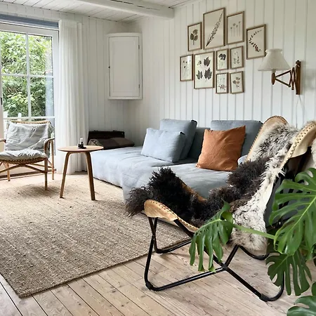 Modern Comfort With Nostalgia In Mols 度假居 埃贝尔托夫特