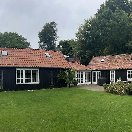 Feriehus Modern Comfort With Nostalgia In Mols