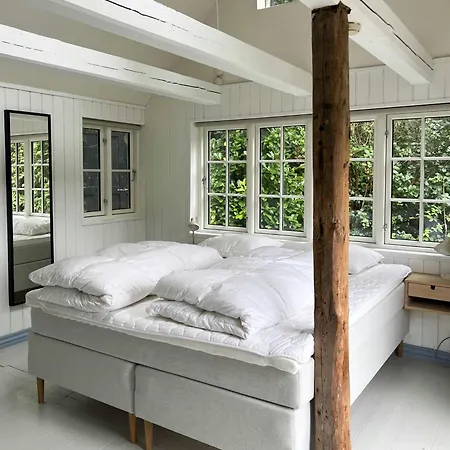 Modern Comfort With Nostalgia In Mols