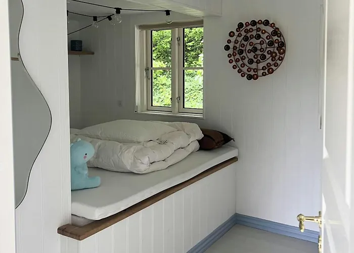 Feriehus Modern Comfort With Nostalgia In Mols *