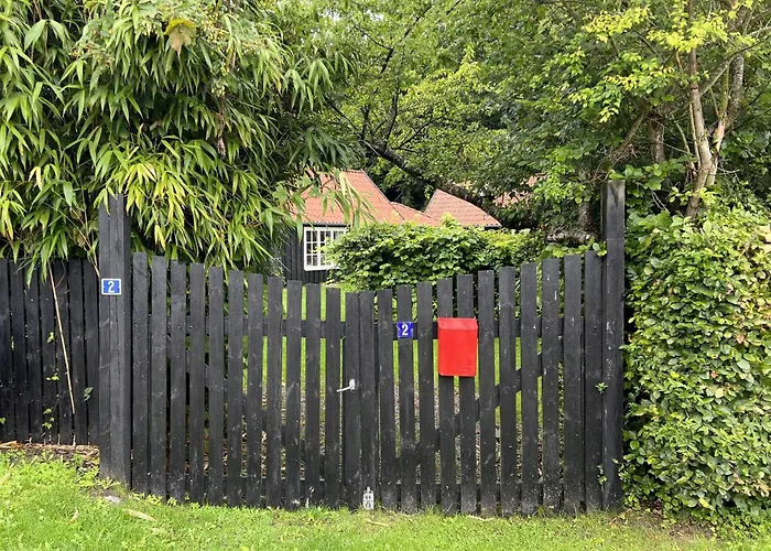 Modern Comfort With Nostalgia In Mols